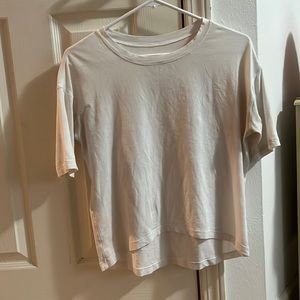 Lululemon T-shirt